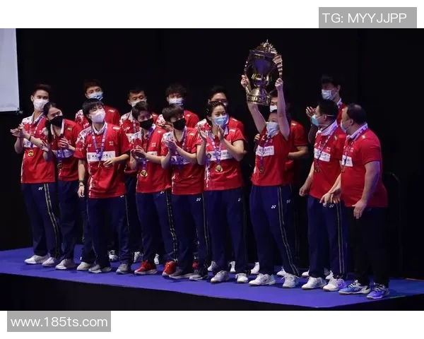 重庆羽毛球队与杭州羽毛球队赛后复盘分析团队配合与战术执行的关键要素